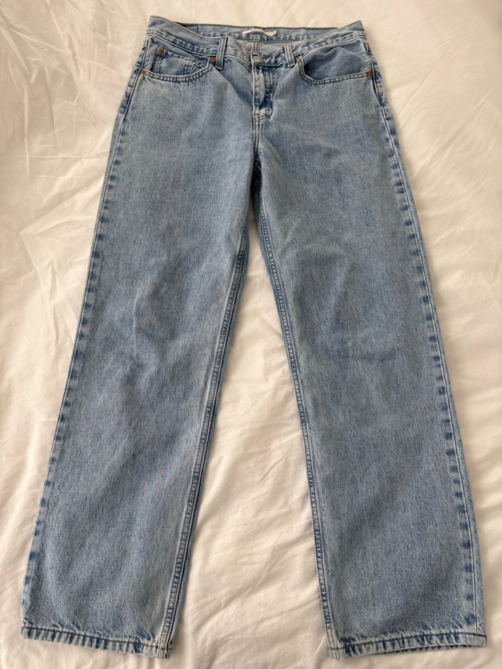 Levi’s Low Pro Medium Wash Jeans - Picture 5 of 11